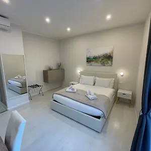 https://quintus-luxury-suites.it-romehotels.com